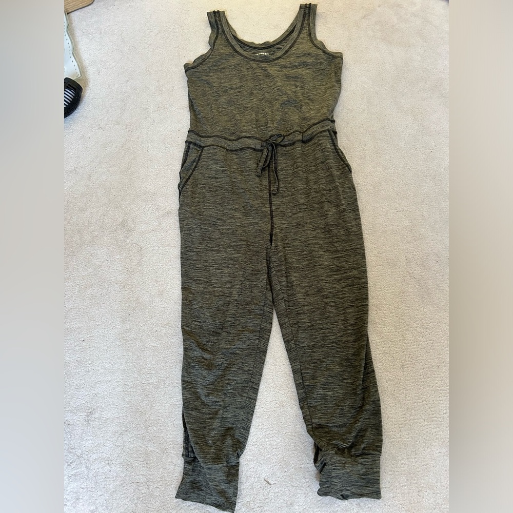 Joe Fresh athletic jumpsuit in heathered grey